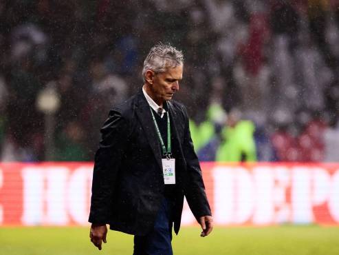 Rueda revela las tres selecciones con las que Honduras podría foguearse previo al choque contra Costa Rica