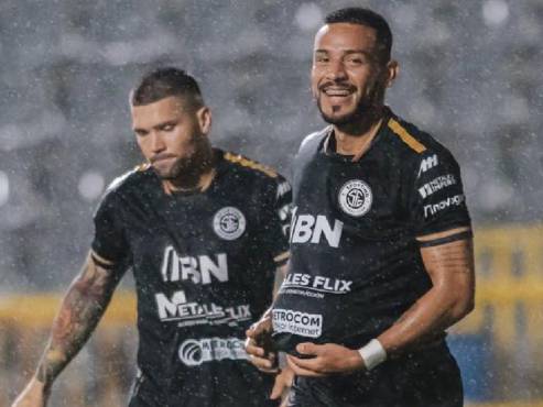 José Alejandro Reyes, tras un buen año en Costa Rica, será fichado por uno de los gigantes de Centroamérica