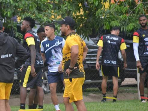 Elvin Casildo se sumó en el inicio de pretemporada del Génesis.