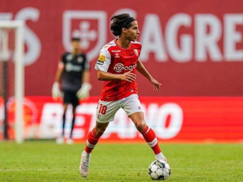 El último club donde jugó el mexicano fue el Braga de Portugal, pero tuvo pocos minutos.