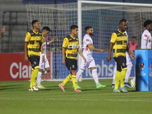 Olimpia y Real España están empatando 1-1 en el marcador global. FOTOS: Mauricio Ayala | David Romero.