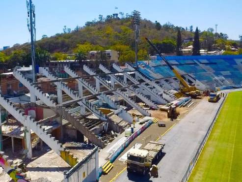 Las gradas del Estadio General Francisco Morazán renacen con modernidad y seguridad, cumpliendo estándares internacionales. Una transformación que eleva la experiencia deportiva.