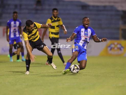45+4’: ¡FINALIZA EL PRIMER TIEMPO! REAL ESPAÑA 0-0 VICTORIA. FOTO: Neptalí Romero | Mauricio Ayala.