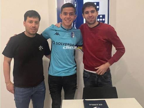 Rodríguez estampó su firma por año y medio con el conjunto portugués, equipo con el que tendrá su primera aventura en Europa.