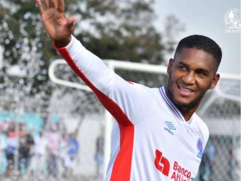 Brayan Beckeles se olvida de Olimpia para unirse al Victoria de La Ceiba.