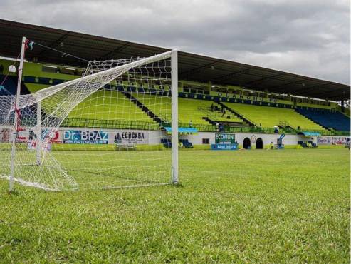 El Estadio Juan Ramón Brevé de Juticalpa cerrará sus puertas en octubre.