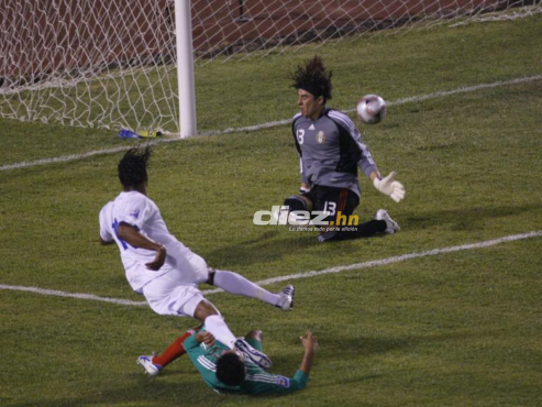 Carlo Costly fue un dolor de cabeza para la selección de México en eliminatorias mundialistas y Copa Oro.