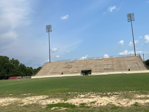 Las malas condiciones del terreno del Olympia Stadium hizo que Fenafuth cancelara el encuentro entre Honduras-Barbados. FOTO: TVC.