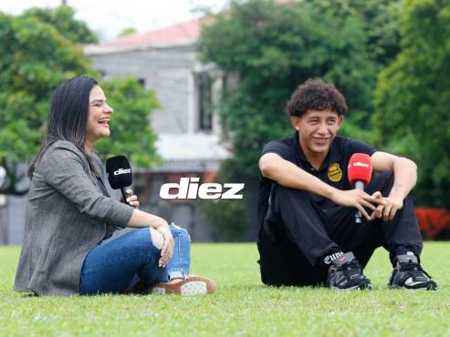 El futbolista del Real España nos contó que en su barrio jugaba descalzo por un fresco y las semitas. (FOTO: Neptalí Romero)