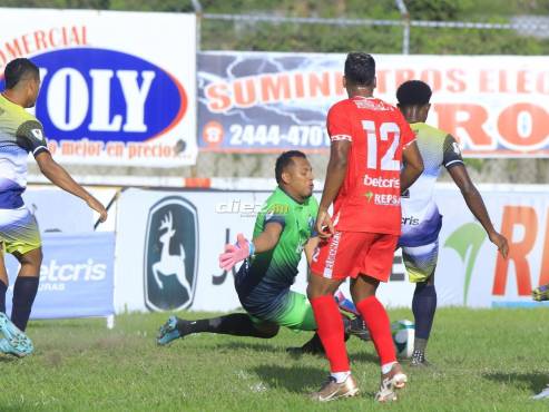 Agónico y balsámico triunfo del Real Sociedad sobre el Honduras Progreso que pone la lucha por el no descenso al rojo vivo
