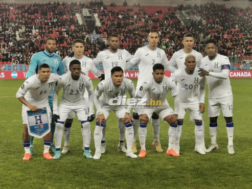 Este es el 11 con el que Honduras salió al campo del BMO Field de Toronto, Canadá.