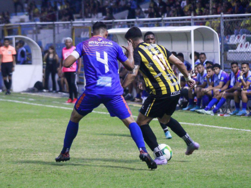 Olimpia, rey de las vueltas, Real España se ilusiona con semifinales y Real Sociedad suma punto de oro