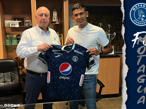 Luis Vega se convierte en la cuarta alta del Motagua de cara al Apertura 2023. FOTO: FCM.