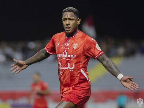 El delantero Romell Quioto está goleando en la segunda división de Arabia Saudita.