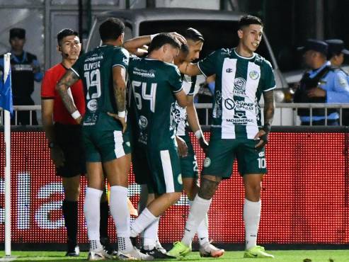 Motagua arrolló a un pobre Juticalpa FC que queda vendado de cara a su lucha por la permanencia en Honduras