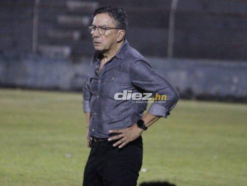 Salomón Názar no encuentra el camino del triunfo con el Victoria en el torneo Clausura 2024. FOTO: Samuel Zelaya.