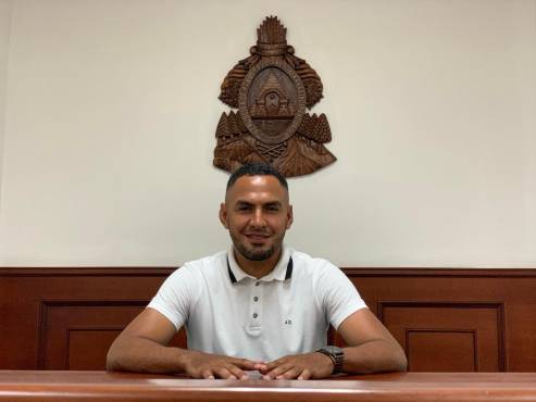 Danilo Tobías en el salón de juzgados dentro de su centro universitario. Foto: Edgar Witty