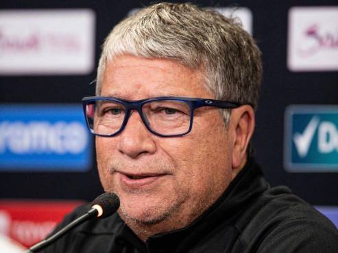 Hernán Bolillo Gómez mostró su tranquilidad previo al duelo ante Honduras. FOTOS: MAURICIO AYALA.