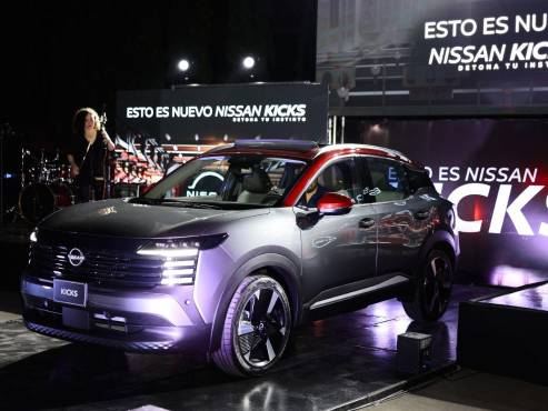 Acércate a Grupo Q a nivel nacional y descubre el nuevo Nissan Kicks 2025 que está disponible en tres versiones: Sense CVT, Advance CVT y Exclusive.
