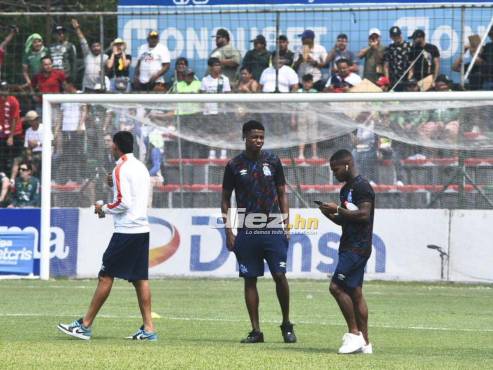 Los jugadores de Olimpia en el estadio Yankel Rosenthal de SPS. FOTOS: Mauricio Ayala | Neptalí Romero | Héctor Edú | Moisés Valenzuela.