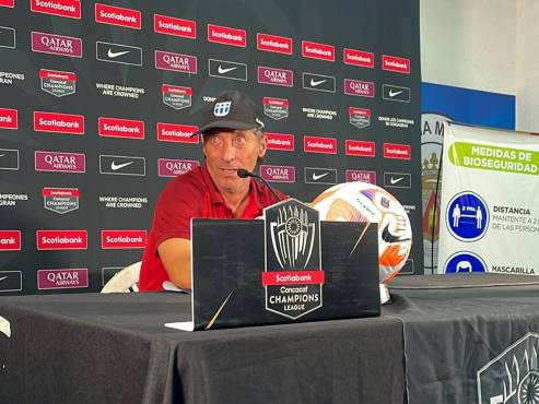 Troglio: Su discurso al mediotiempo, opina de Benguché y dice que el resultado no refleja la diferencia entre clubes de Honduras y México