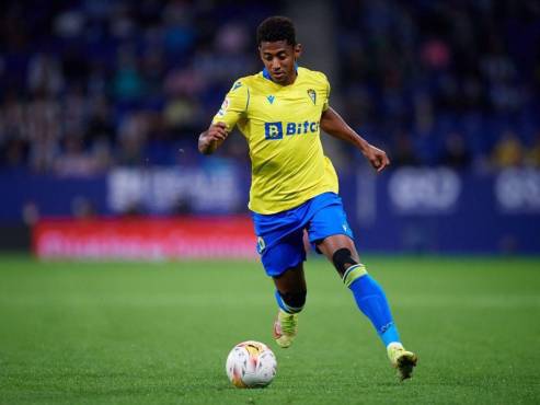 Fogonazo al ángulo: ¡Choco Lozano rompe su sequía goleadora con un sablazo fenomenal al Atlético!