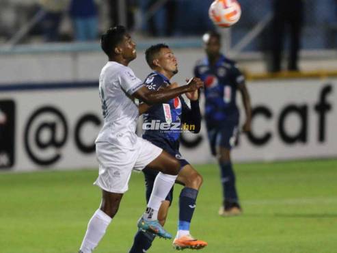 Motagua ganó 2-0, pero tuvo que sudar para vencer al San Miguelito en el Estadio Nacional Chelato Uclés. FOTO: David Romero.