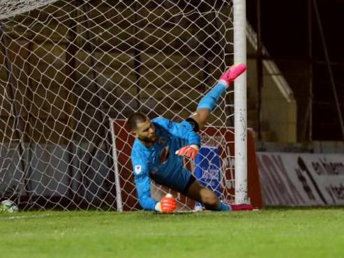 Facussé encajó tres goles en su partido de debut con la elástica de Motagua.