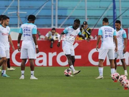 Honduras va por el primer triunfo en la Eliminatoria Mundialista. FOTOS: Emilio Flores | David Romero.