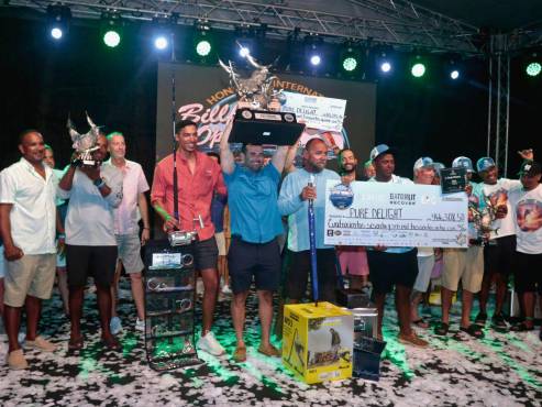 Los ganadores de la categoría Billfish: las embarcaciones Pure the Light (Roatán), Shelby’s Knot Shore (Belice) y Stir It Up (Belice).