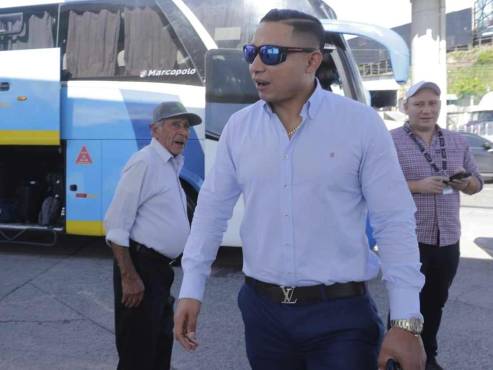 Emilio Izaguirre sospecha que algunos comisarios tienen algo personal contra él.