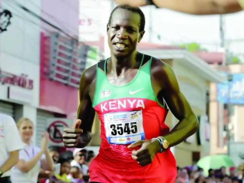 El corredor Hillary Kimaiyo (Kenia) ha sido campeón dos veces (2011, 2014) y ocupa la posición 10 de los mejores tiempos en Maratón La Prensa.