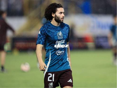 El polémico César Huerta es titular con México frente a la Selección Nacional de Honduras. FOTOS: Neptalí Romero | Mauricio Ayala | Yoseph Amaya | Héctor Edu.