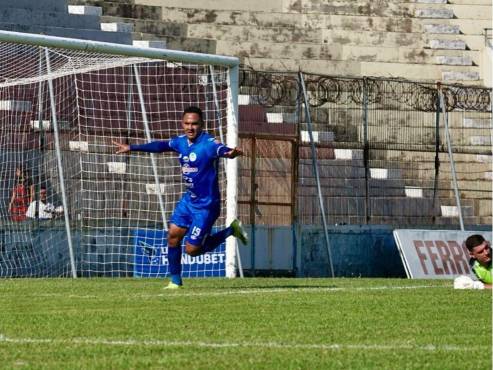 El festejo de Danilo Tobías en el golazo ante Olancho FC por la jornada 7 del torneo Apertura 2024.