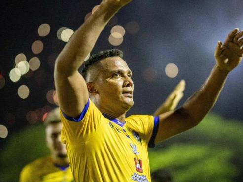 Ever Alvarado se acerca a su primer título en la primera división de Honduras.