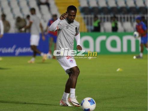 Solani Solano aparece entre los suplentes de Olimpia para enfrentar al CAI. FOTO: David Romero.