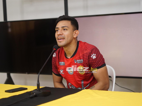 Alejandro Reyes fue autocrítico ante los medios de prensa tras la derrota ante Marathón. FOTO: Mauricio Ayala.