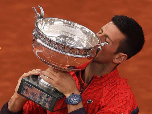 Novak Djokovic recupera el número uno del mundo, Rafael Nadal cae por debajo del Top-100