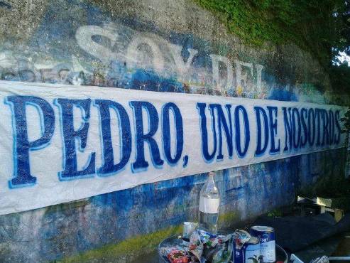 ¡Lo recibieron como un ídolo! El reconocimiento y homenaje a Pedro Troglio en su regreso a la casa del Gimnasia en La Plata