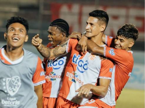 Gabriel Tellas fue uno de los anotadores del partido en favor del Vida ante Lobos UPNFM.