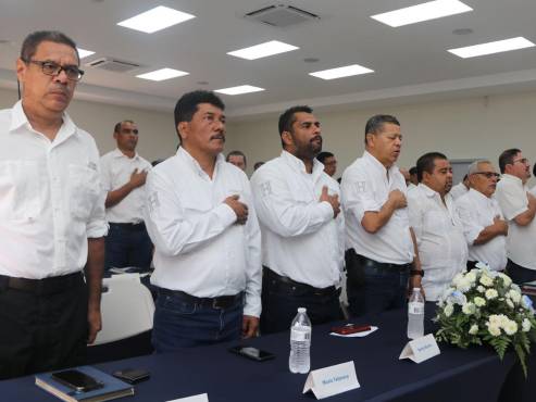 Cómo se define al presidente de la Fenafuth y por qué Jorge Salomón seguirá cuatro años más; ¿quiénes lo reelegirán?