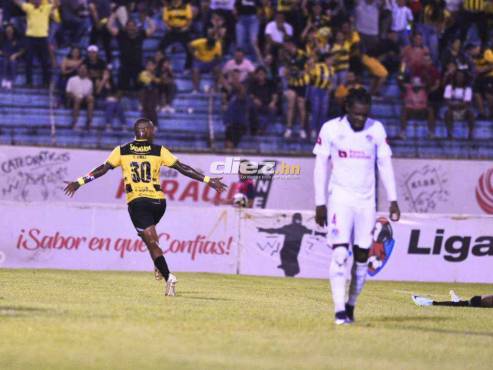 FINAL DEL PARTIDO: FOTOS: Mauricio Ayala | Héctor Edú | Neptalí Romero.