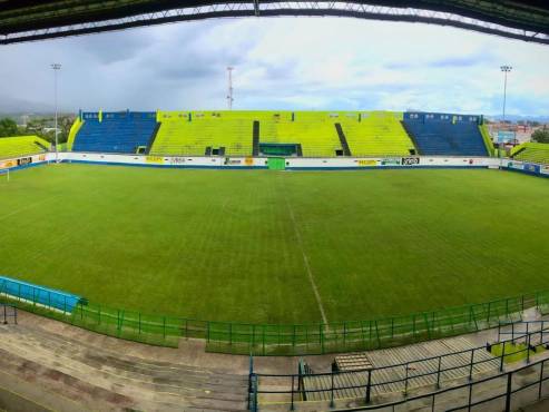 El estadio Juan Ramón Brevé de Juticalpa tendrá nuevo engramillado; se estima que estaría cerrado por dos torneos.