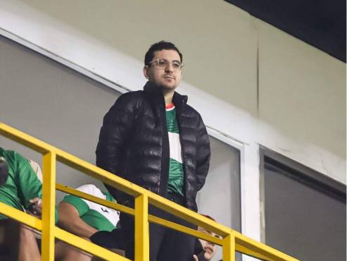 Mario Faraj Jr, vicepresidente de mercadeo del Marathón, disfrutó del primer partido de local del verde en el torneo Clausura de la Liga Nacional.