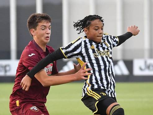 La Juventus de Italia asciende a la U-16 al atacante Luis Gabriel, el hijo de David Suazo