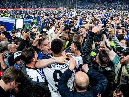 Histórico club europeo regresa a la élite siete años después y ¡hondureño es parte de su plantilla!