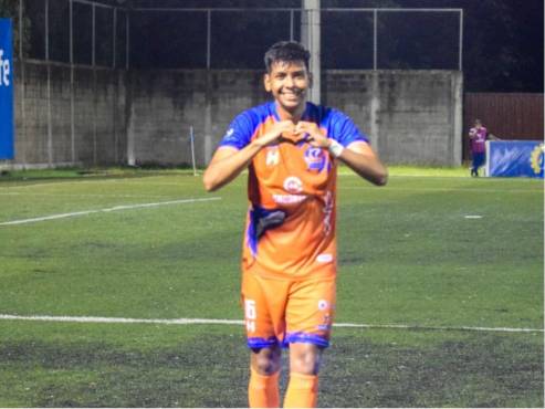 Real España firmó al lateral zurdo Enrique Vázquez. Es el noveno fichaje aurinegro.