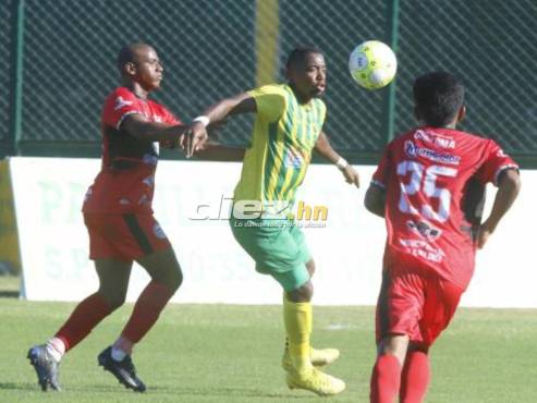 Parrillas One viene de doblegar al CD Choloma en el estadio Luis Girón de La Lima, Cortés. FOTO: Neptalí Romero.