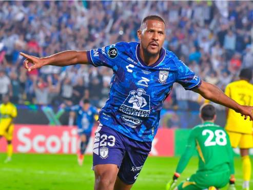 Salomón Rondón fue la figura del Pachuca al anotar dos goles en la gran final.