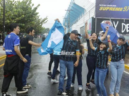 Los aficionados ya se encuentran viviendo la previa del Honduras - México.